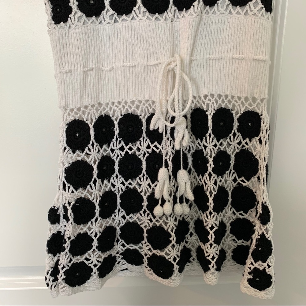 Knitted Tunic Dress Black and White - Picture 6 of 6